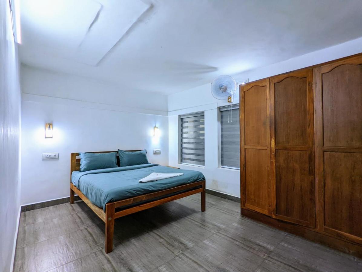 Hotel The Wayanad Club à Sultan Bathery Extérieur photo