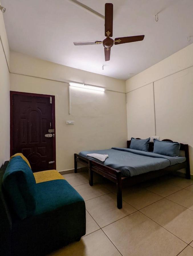 Hotel The Wayanad Club à Sultan Bathery Extérieur photo