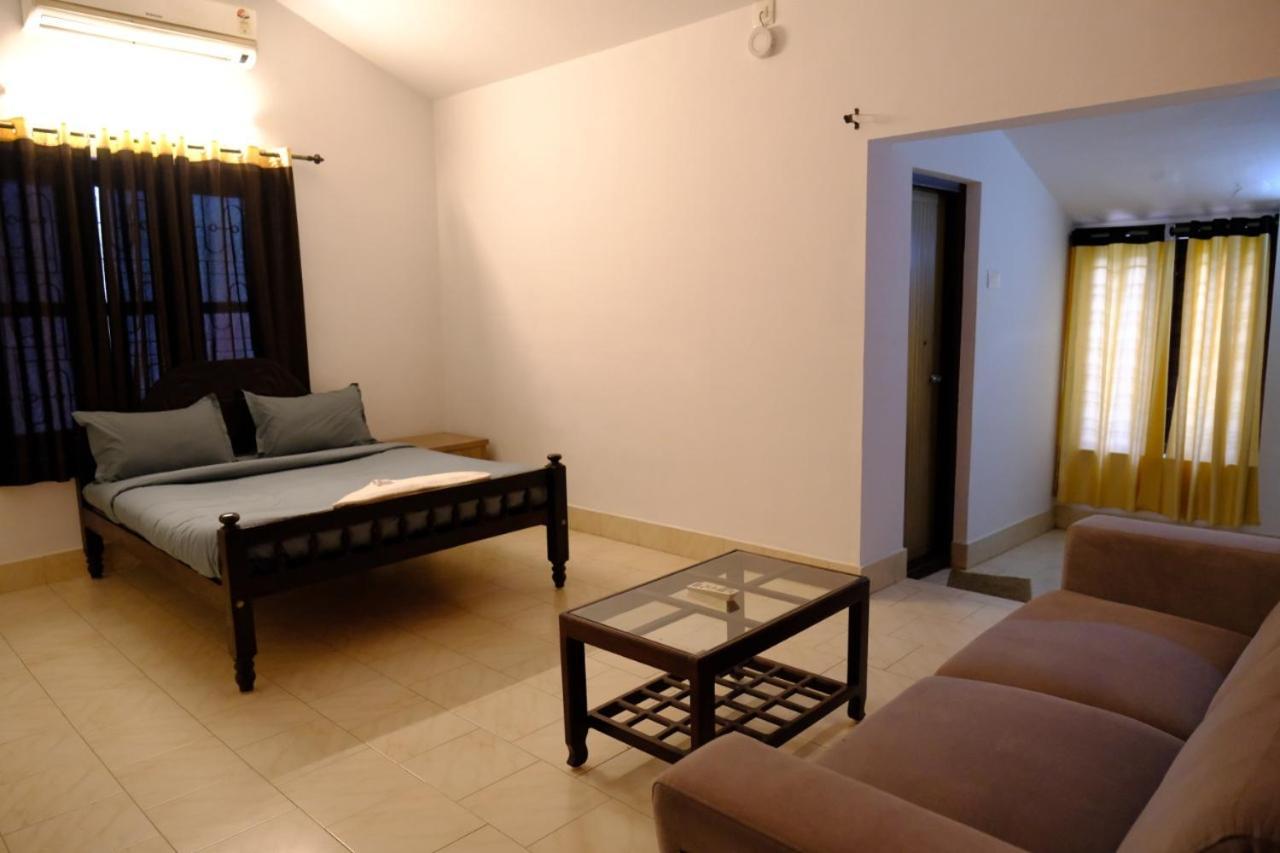Hotel The Wayanad Club à Sultan Bathery Extérieur photo